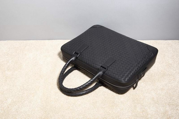 ボッテガヴェネタバッグ着用イメージ